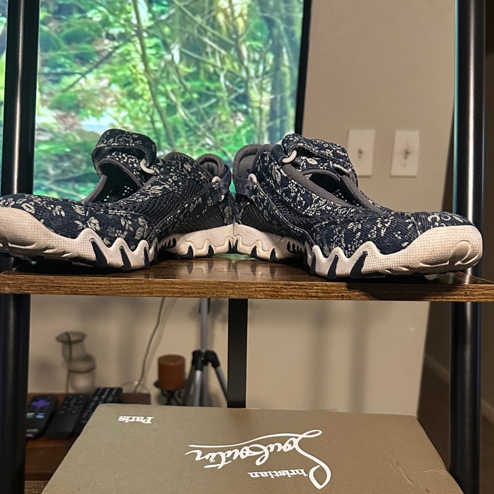 Stylish Navy Blue Women's Flats by Skechers